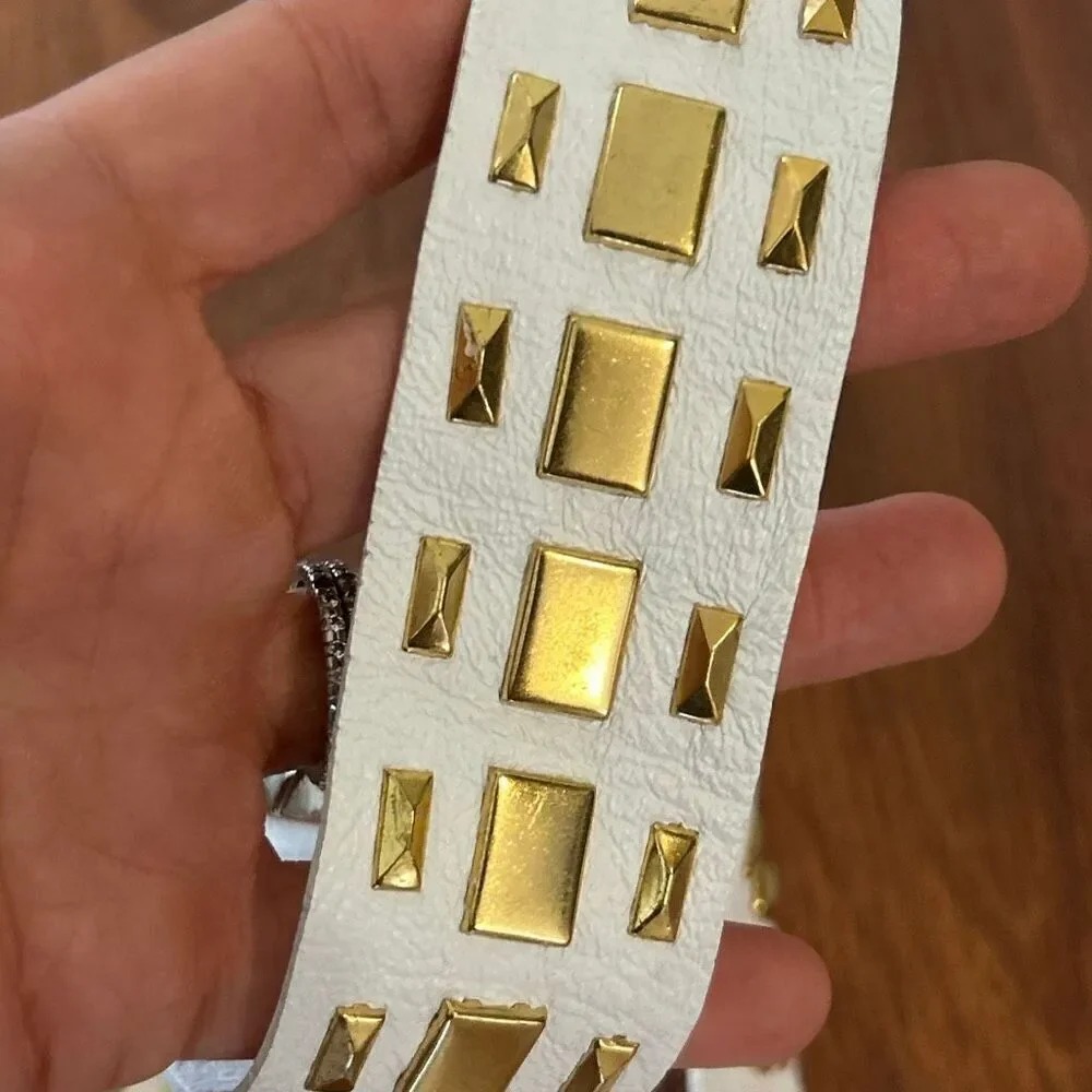 Alberta Ferretti made in Italy white genuine leather belt with gold studs vintag